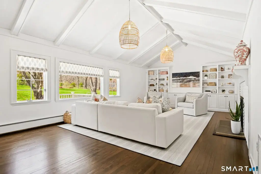 40 Shadow Lane, New Canaan