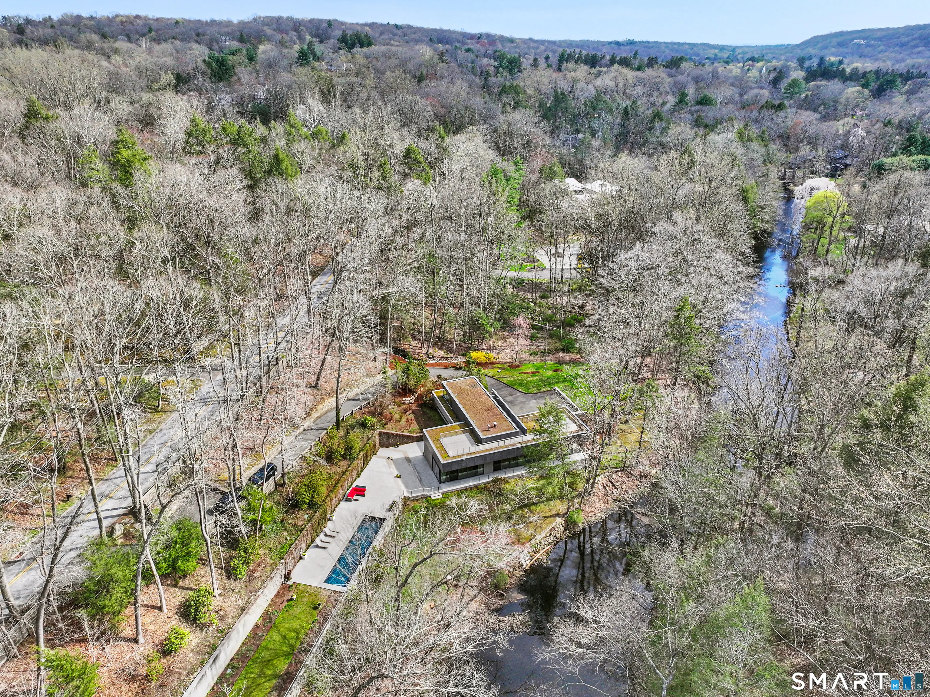 52 Valley Forge Road, Weston