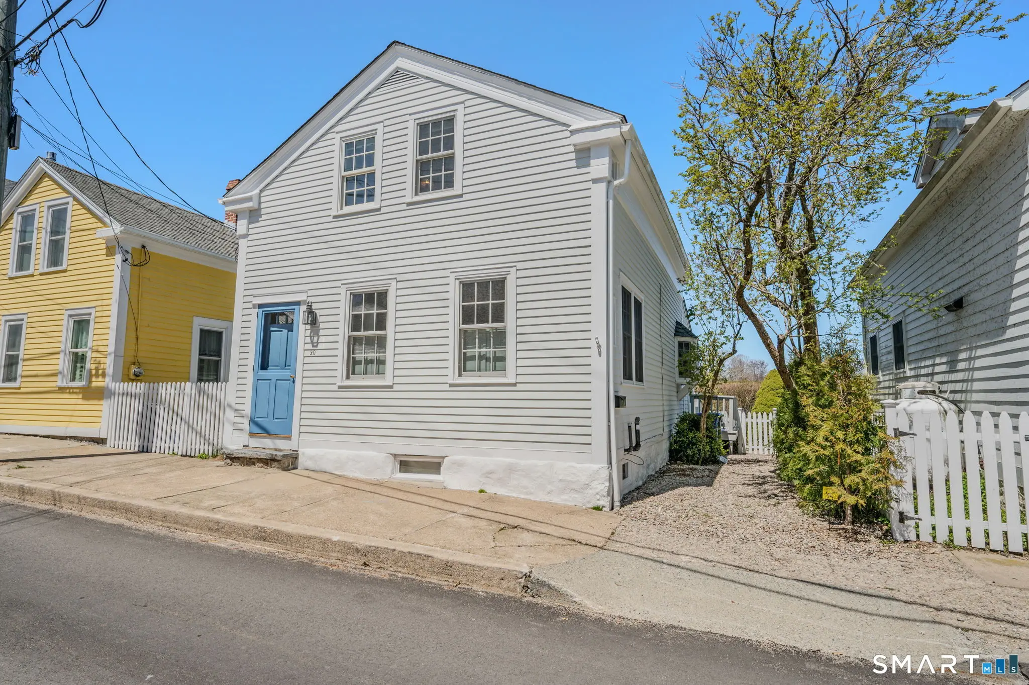 20 Diving Street, Stonington