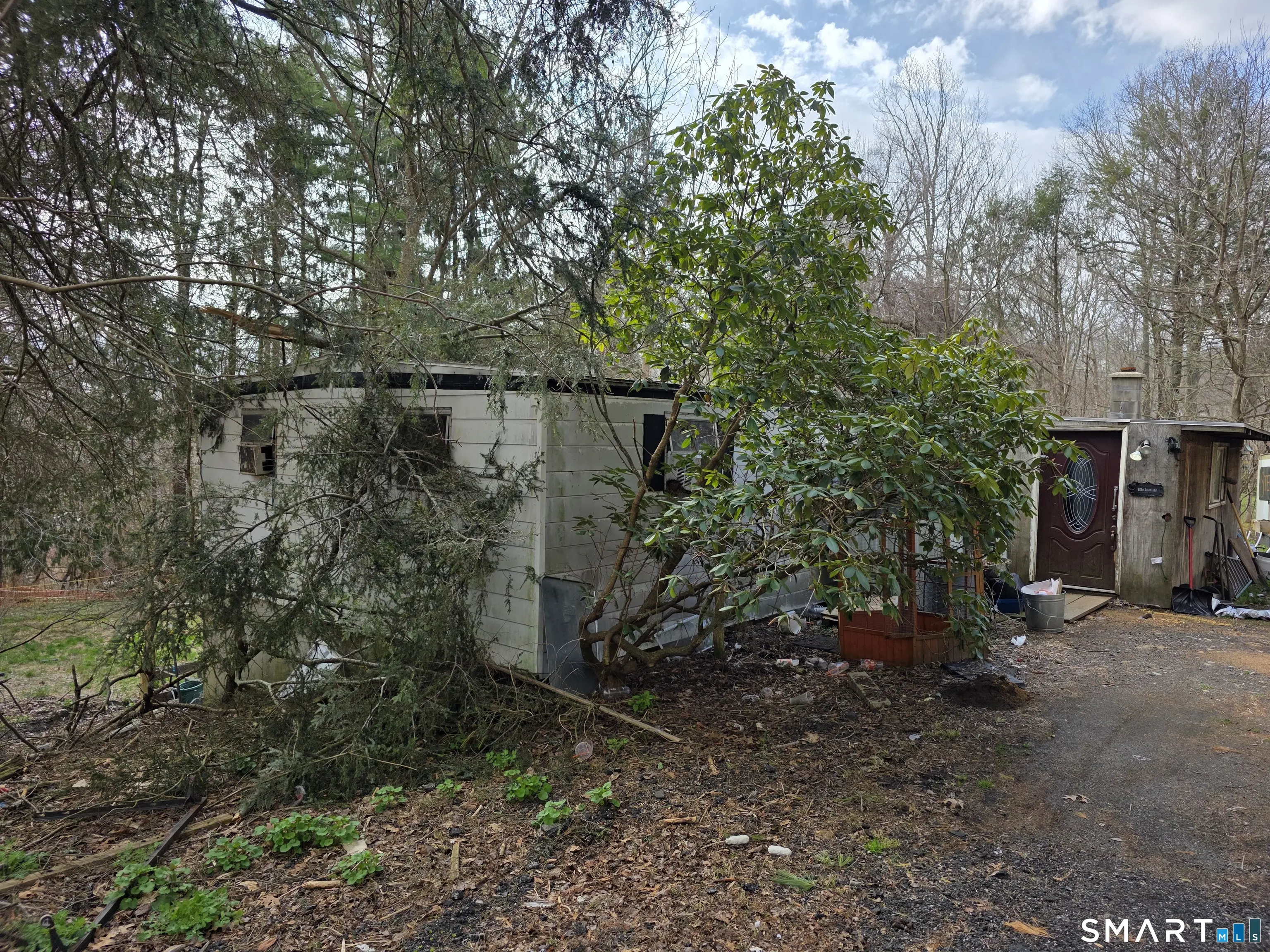 41-ra Long Pond Road South, Ledyard