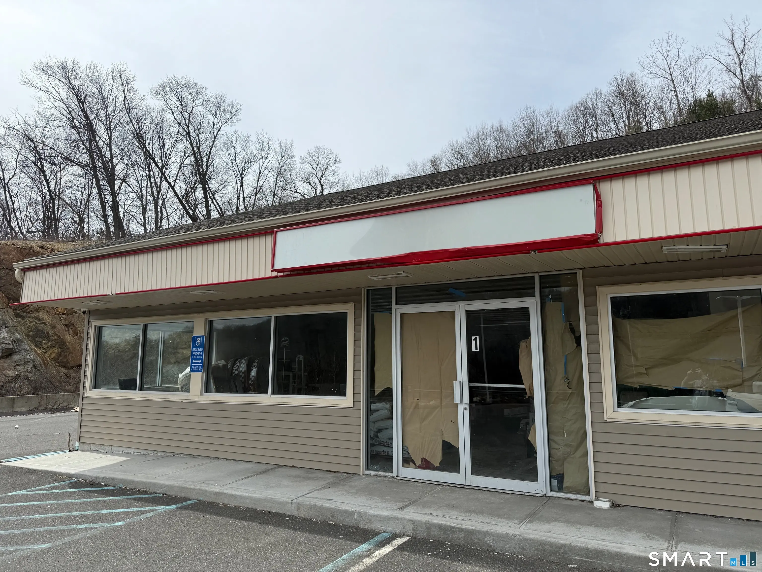 1387 Watertown Avenue 1, Waterbury