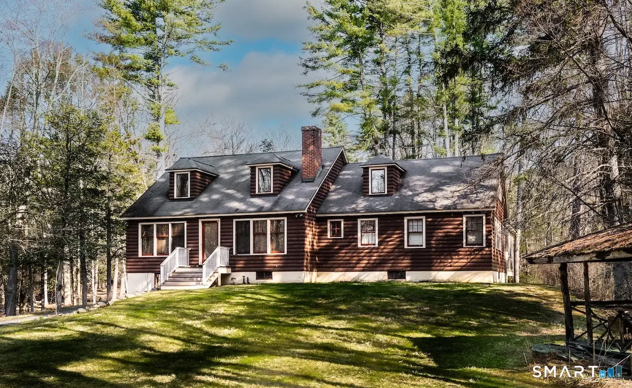 222-224 West Cornwall Road, Sharon