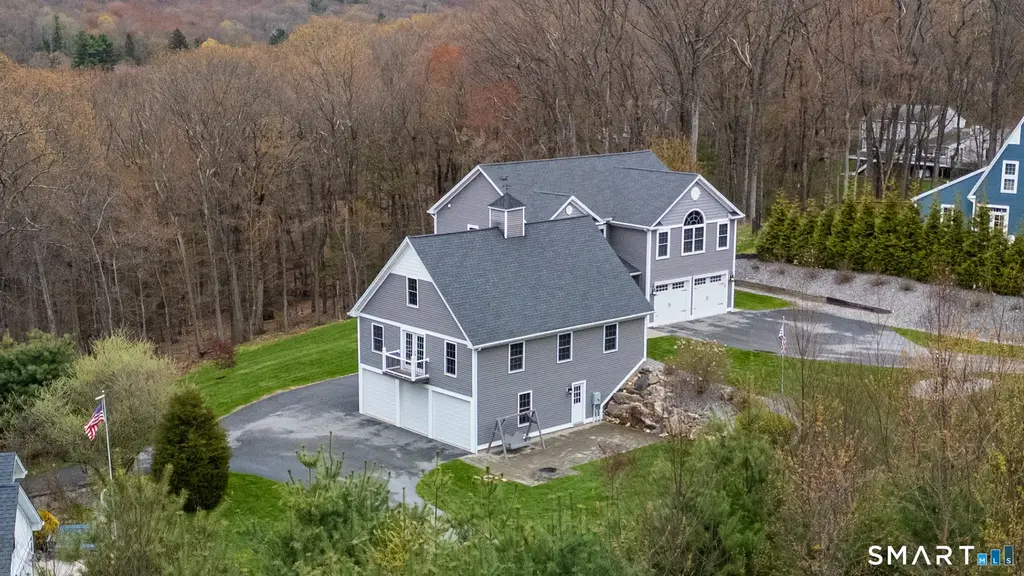 3 Bigwood Lane, Burlington