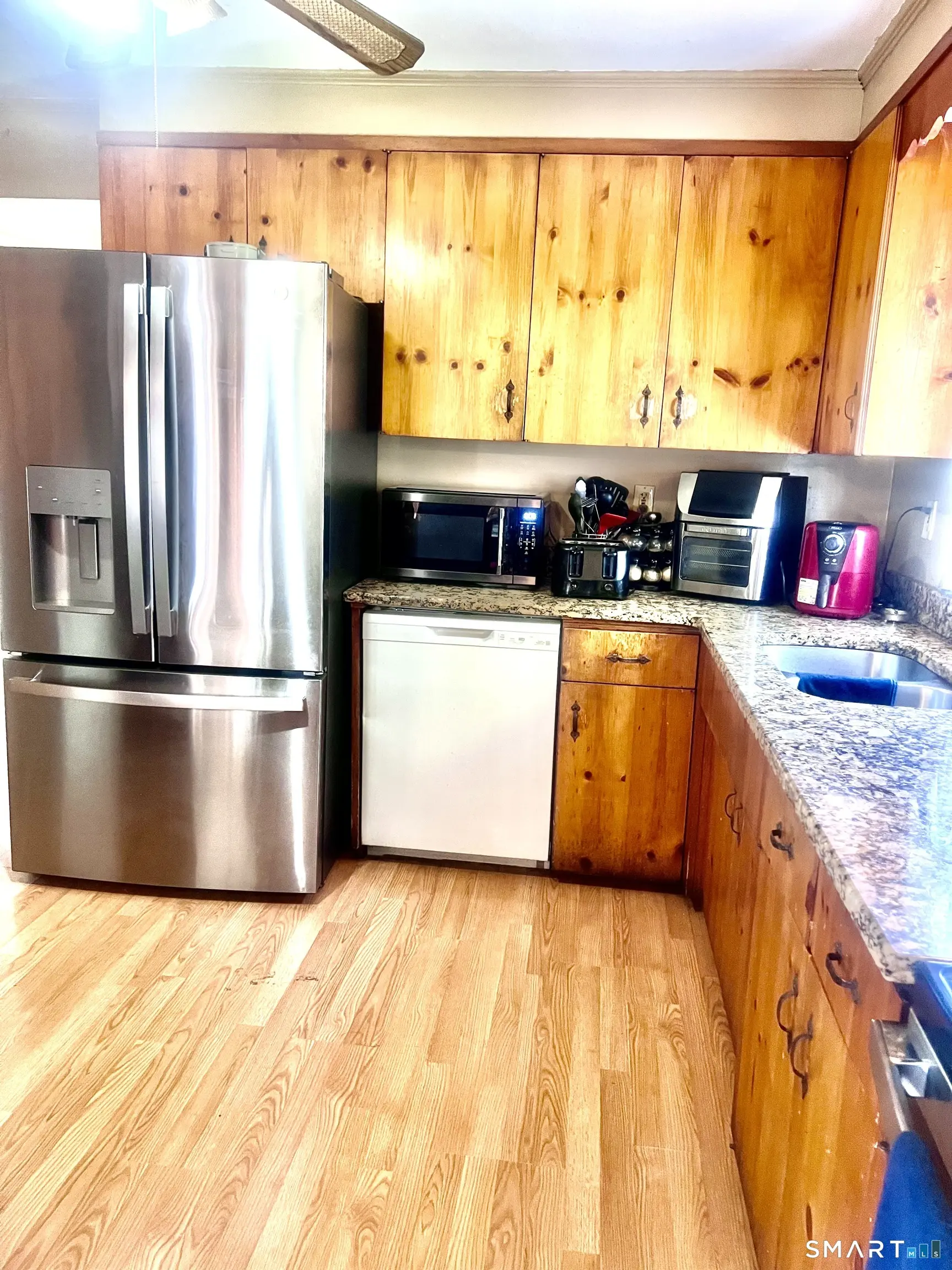 264 Chestnut Hill Avenue, Waterbury