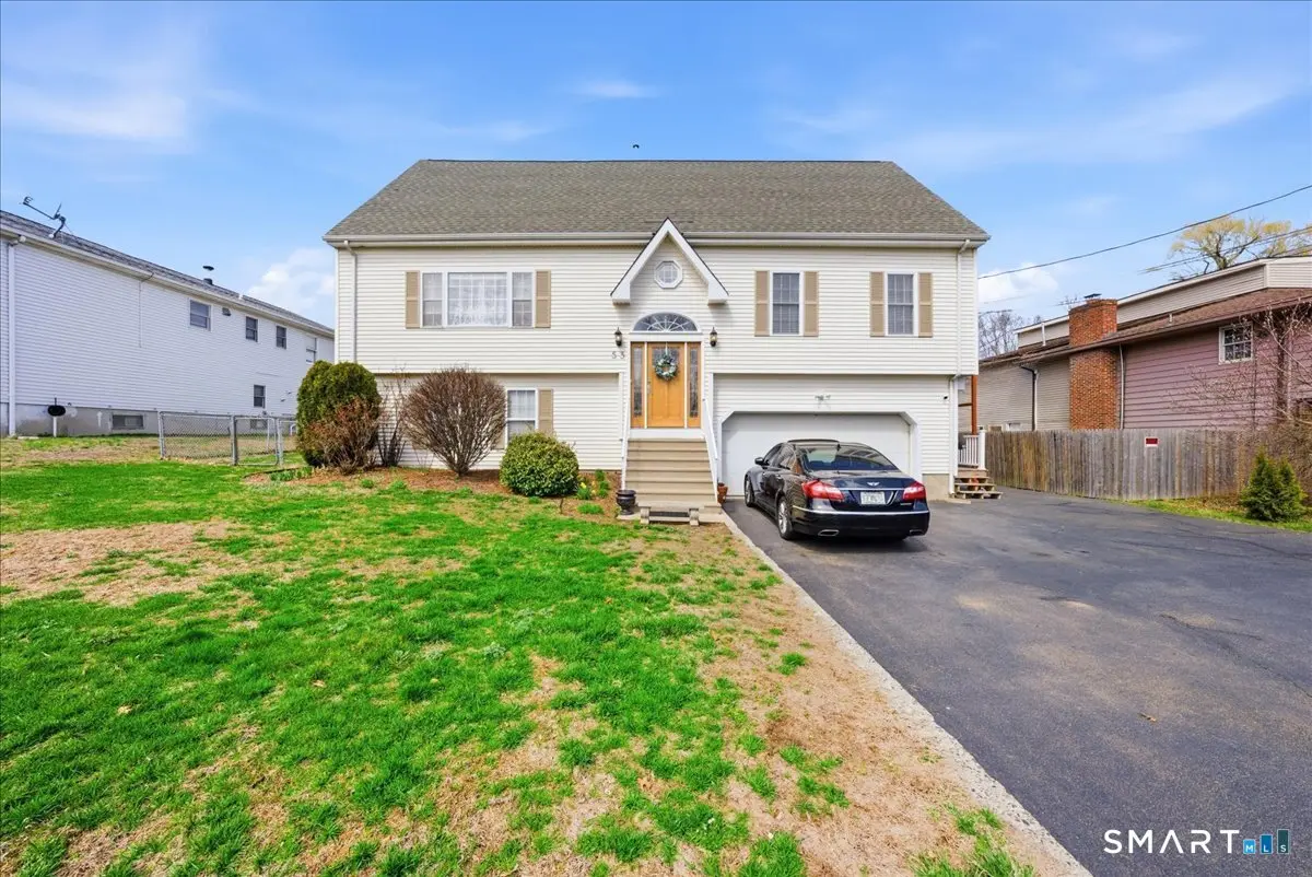 53 Moulthrop Street, East Haven