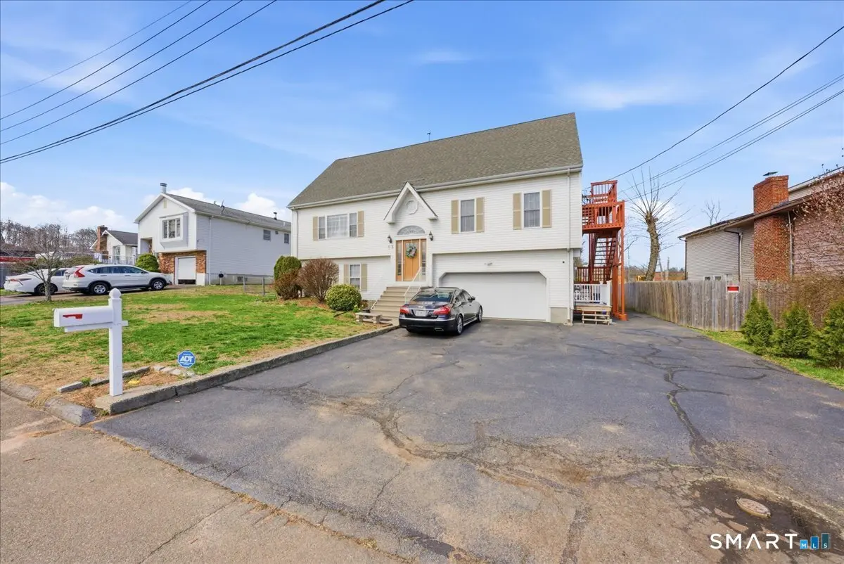 53 Moulthrop Street, East Haven