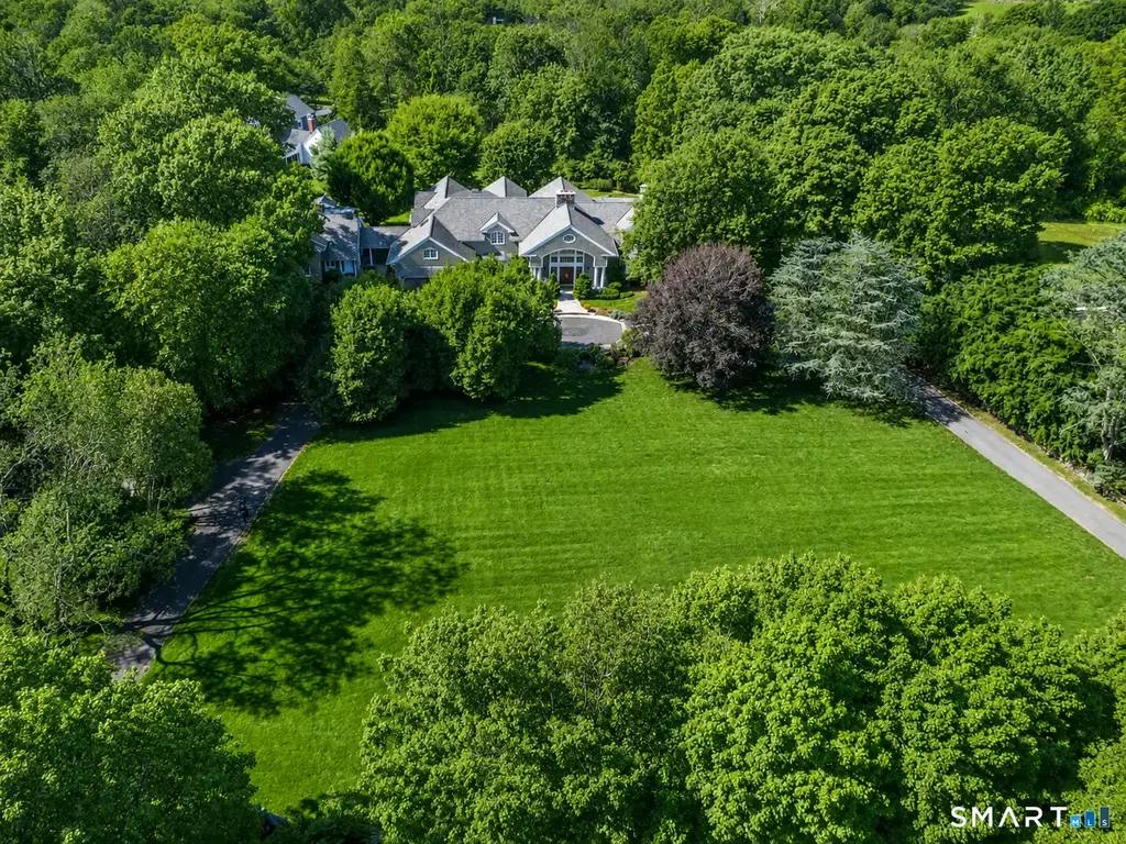 347 Nod Hill Road, Wilton