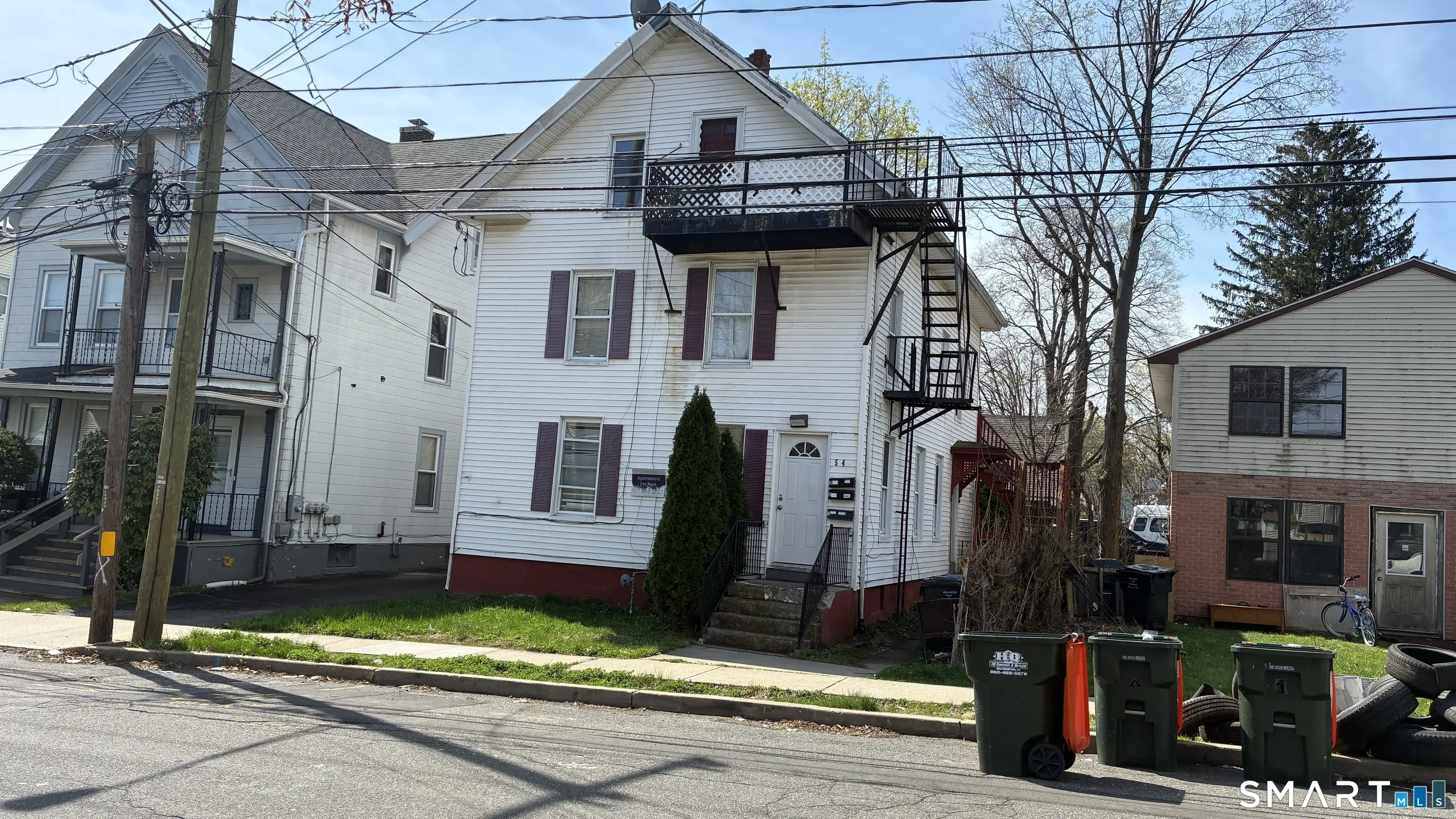 54 North Avenue 1, Meriden