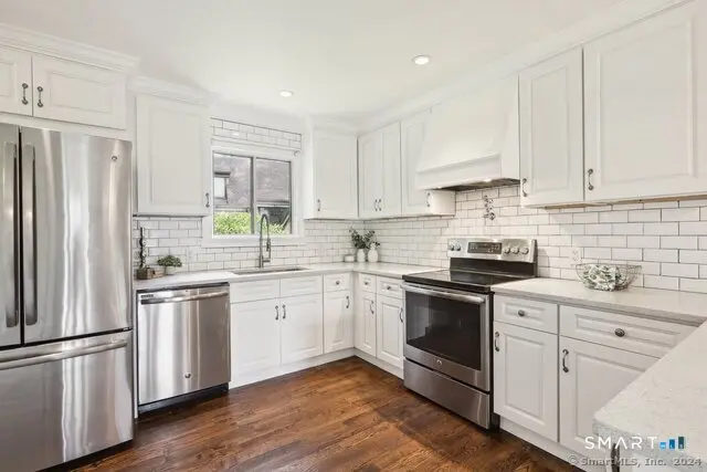122 Heritage Village B, Southbury