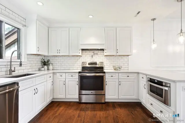 122 Heritage Village B, Southbury