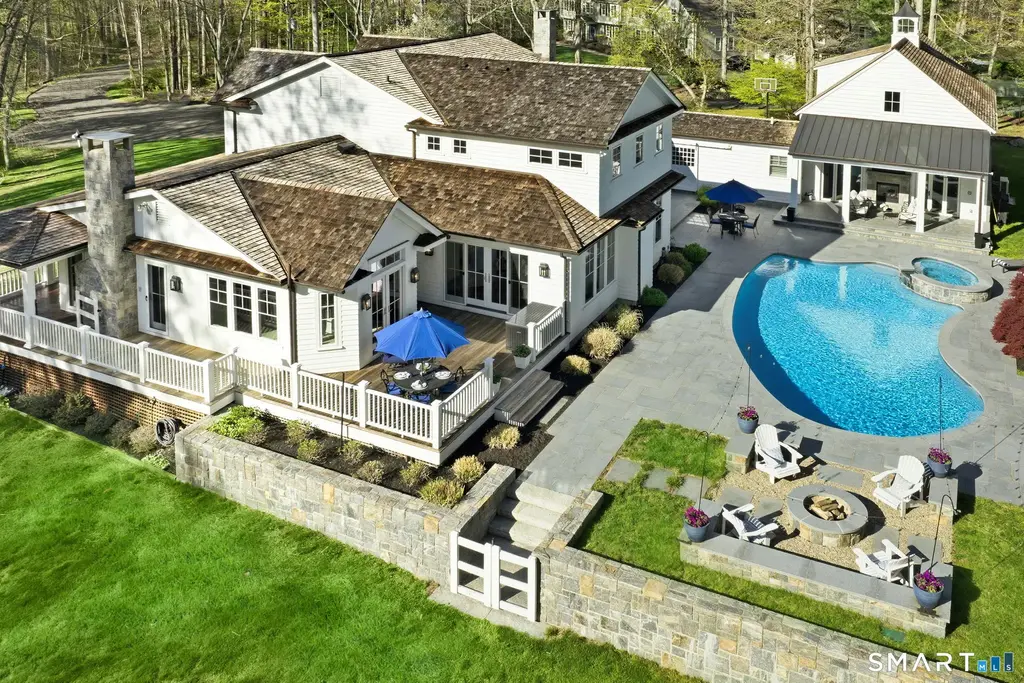 4 Charcoal Lane, Westport