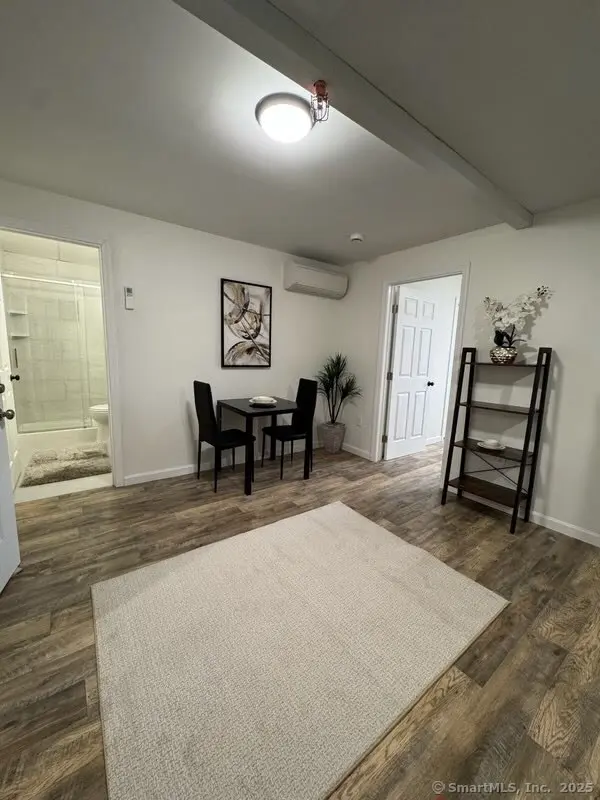61 Colony Street 3b Furnished, Meriden