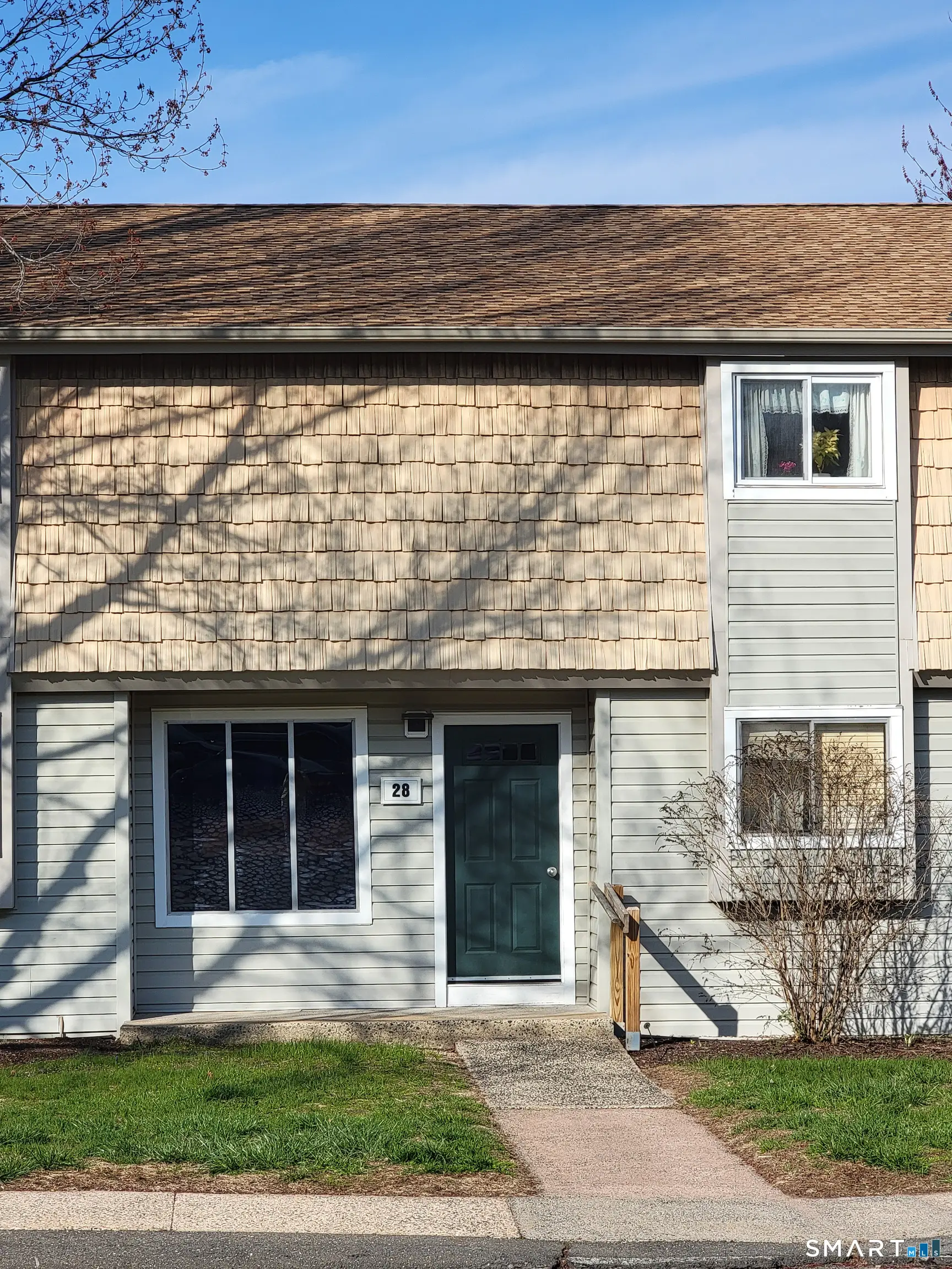 28 Carillon Drive B, Rocky Hill