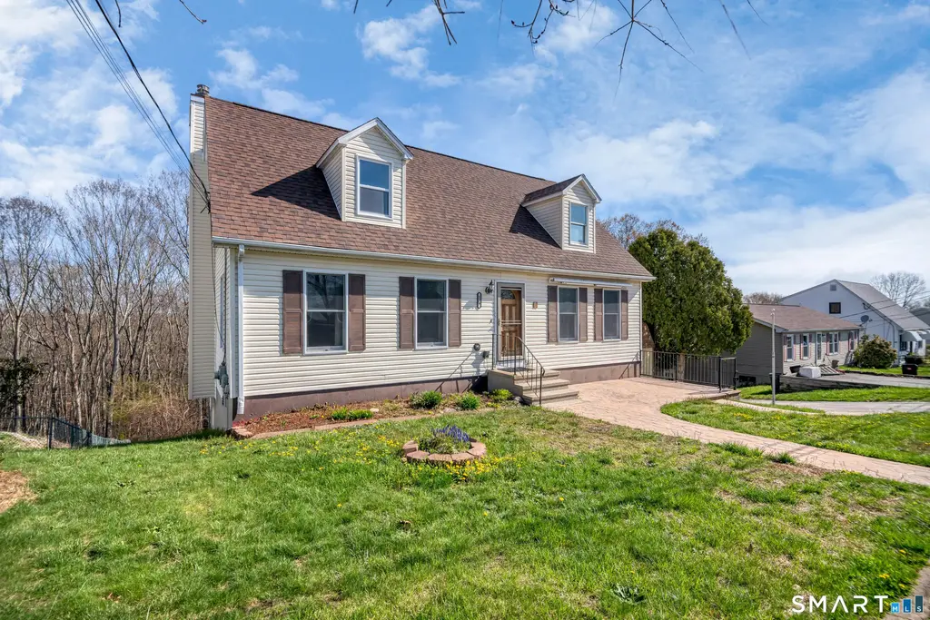 178 Mirra Drive, Groton