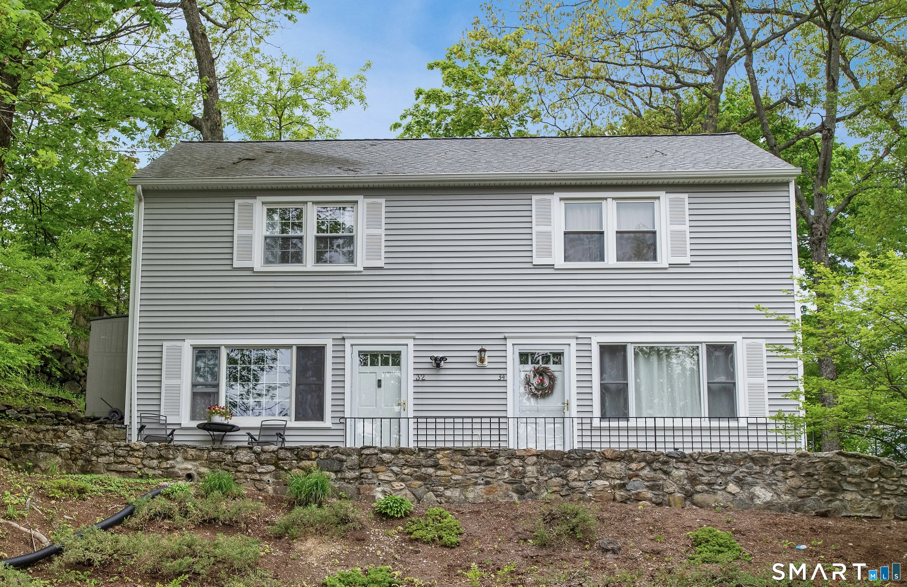 32 East Hills Drive 32, New Canaan