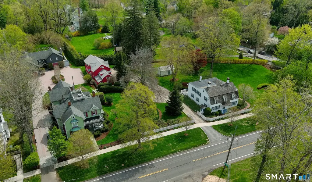 236 & 250 Main Street, Ridgefield