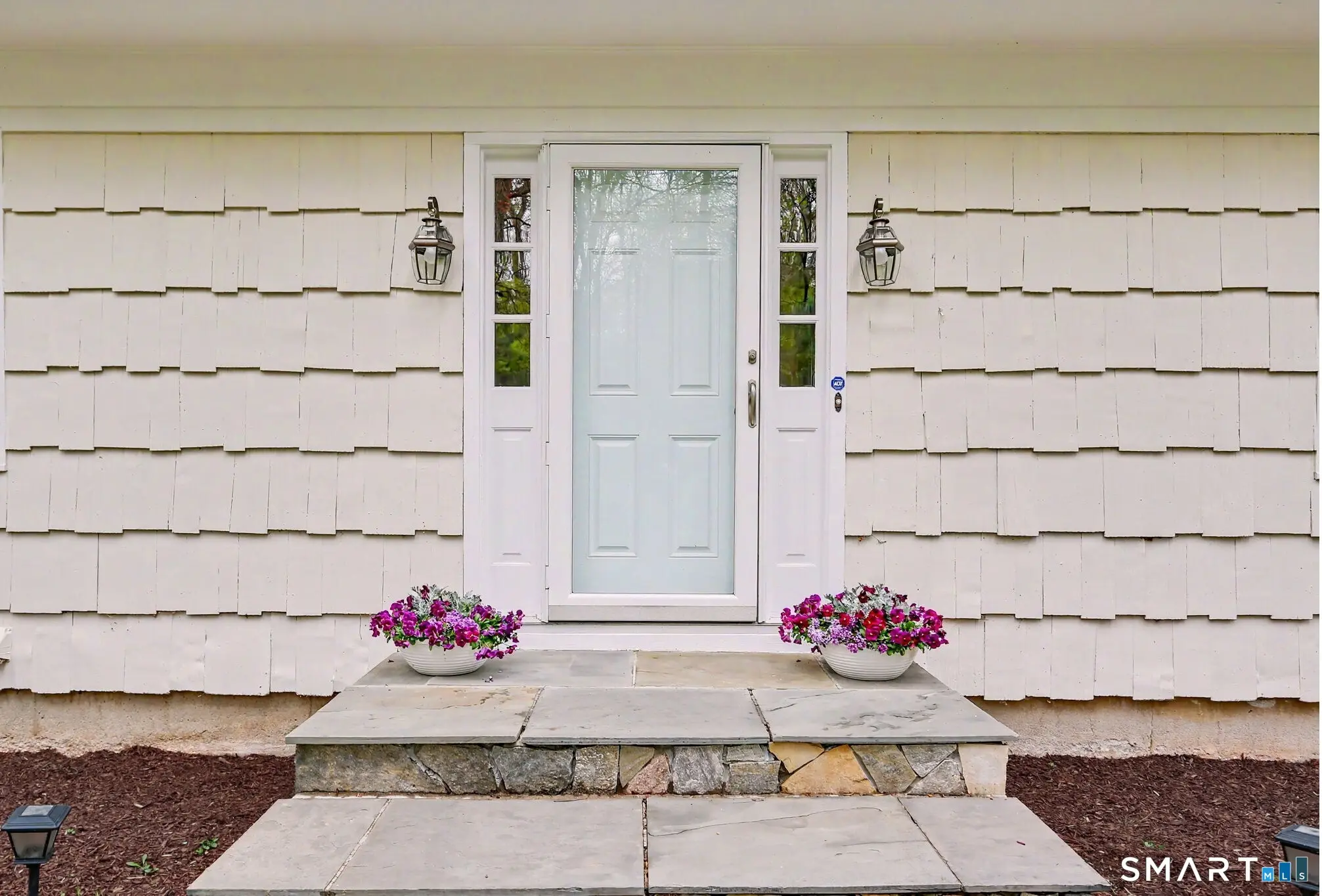 30 Pequot Trail, Westport