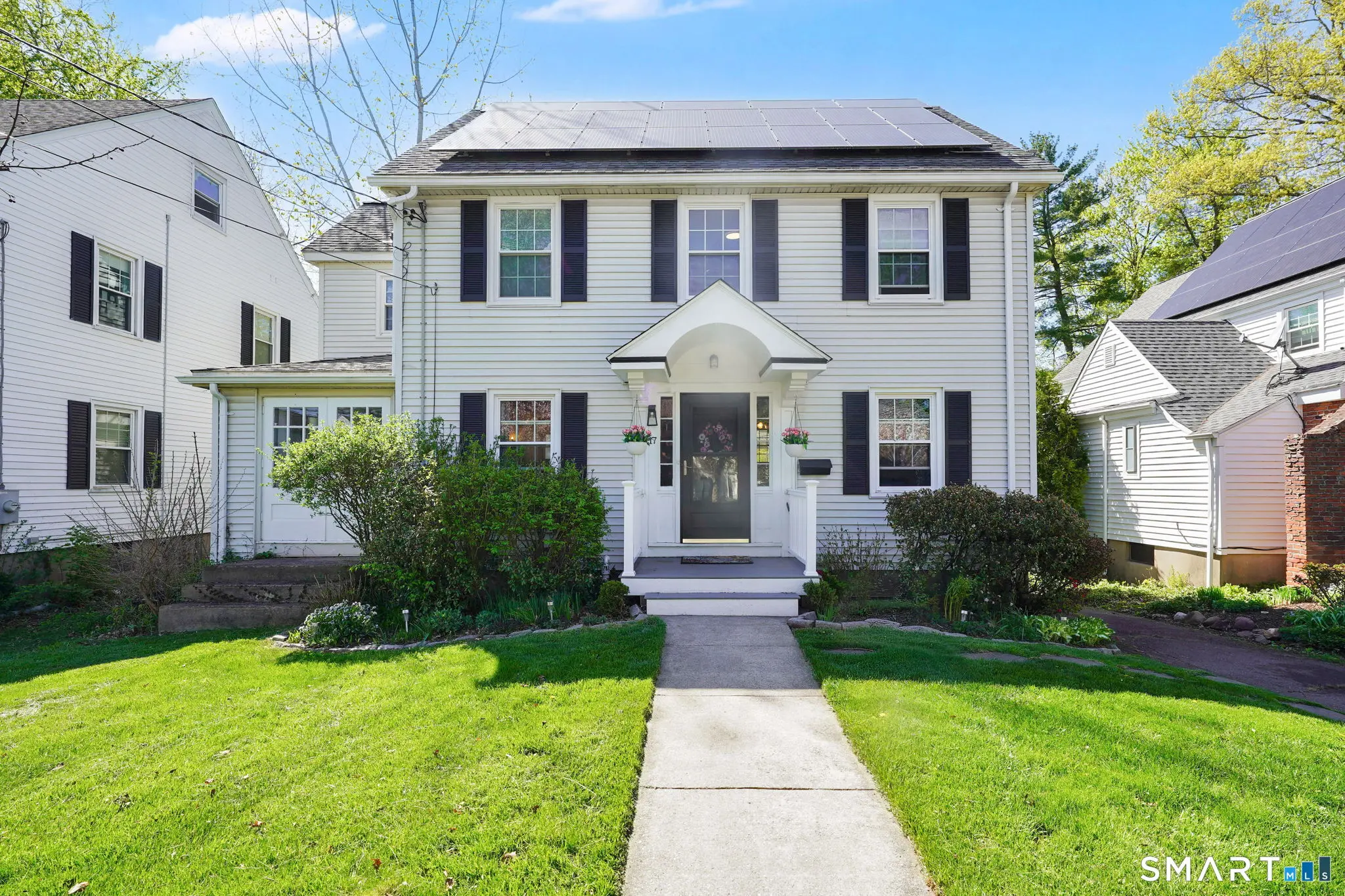 17 Ballard Drive, West Hartford
