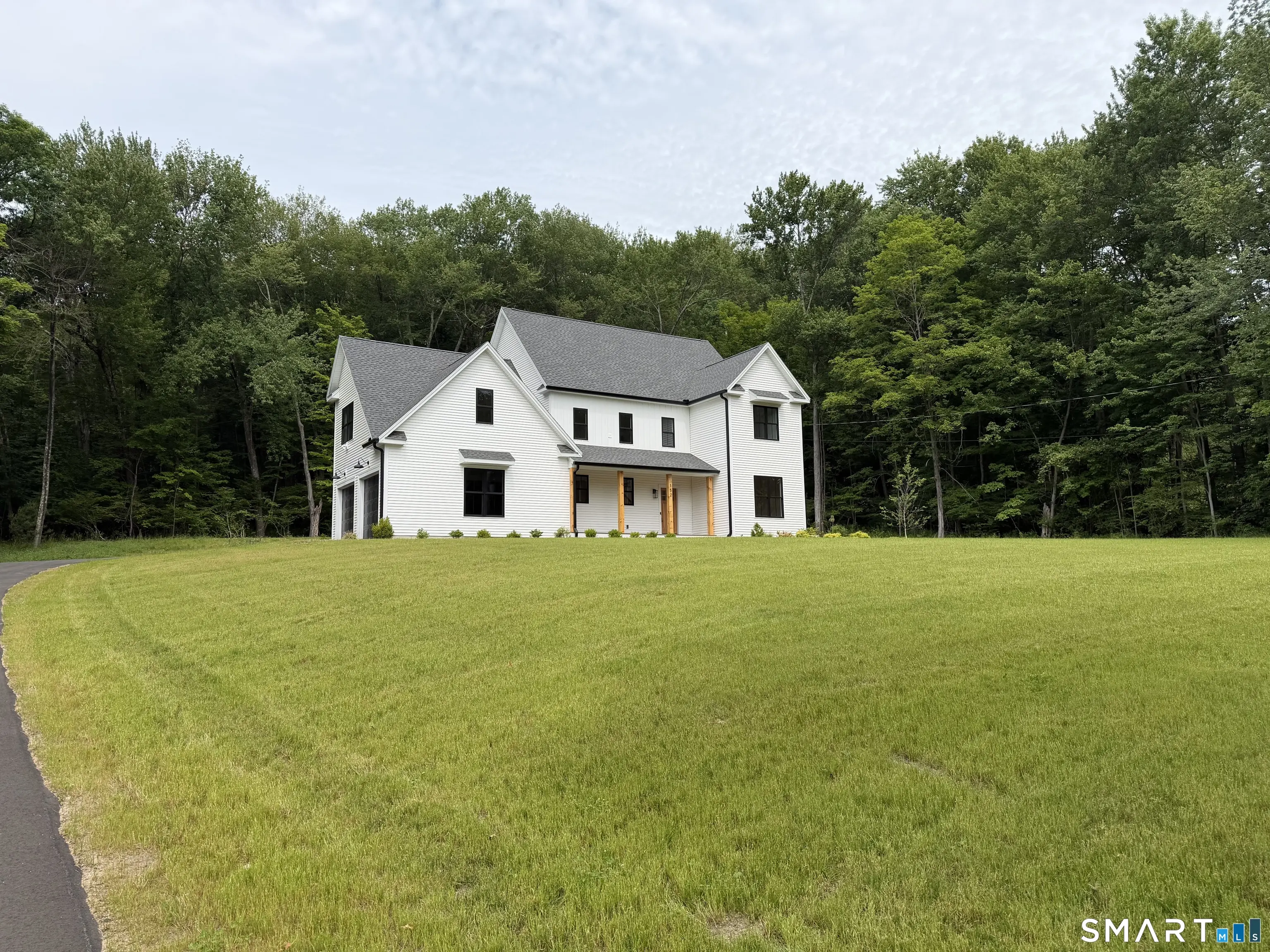 152 East Hill Road, Canton