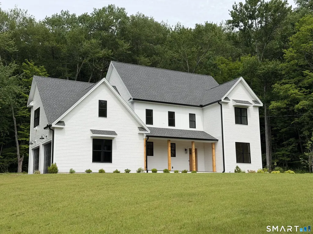 152 East Hill Road, Canton