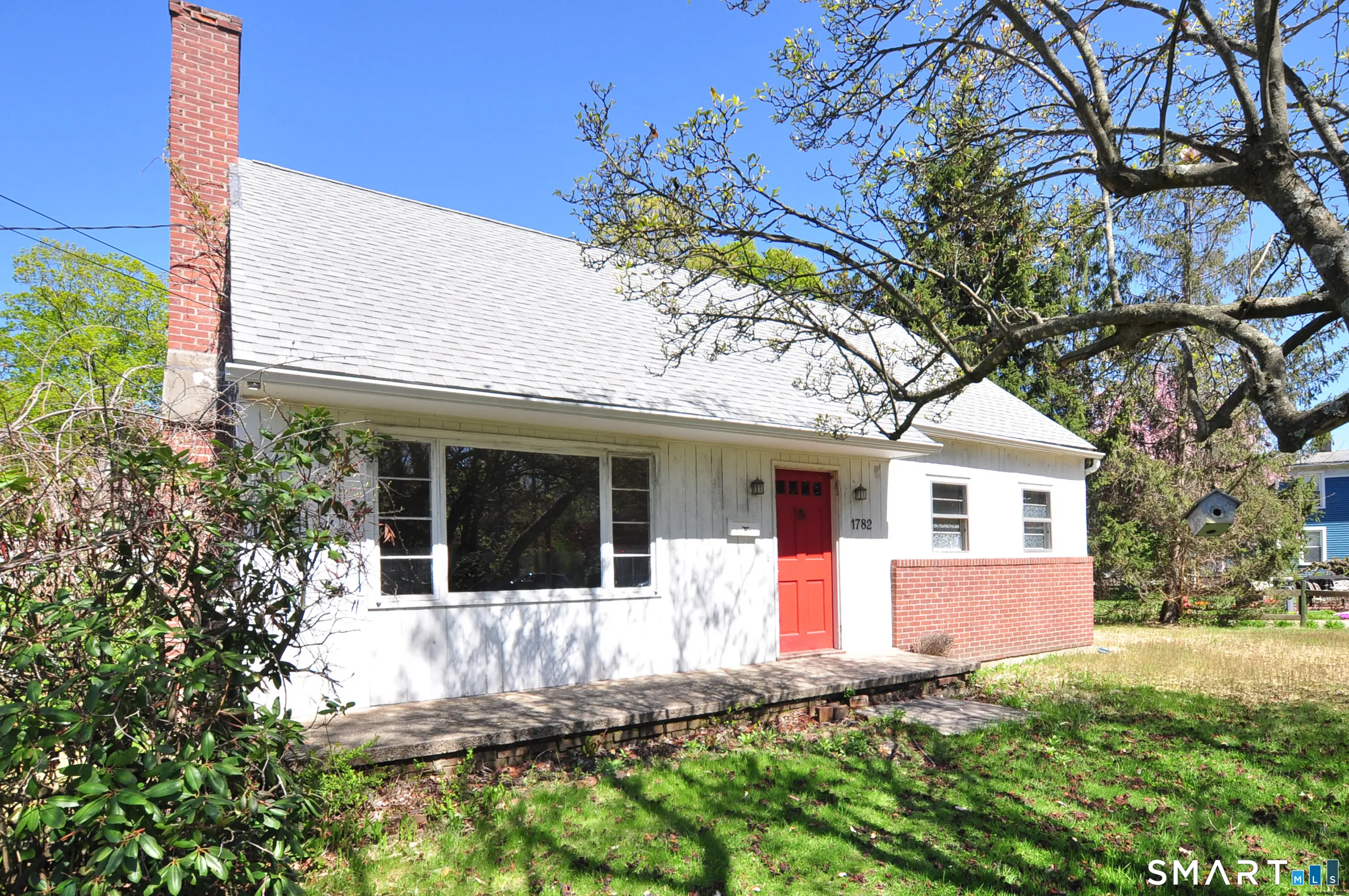 1782 Farmington Avenue, Farmington