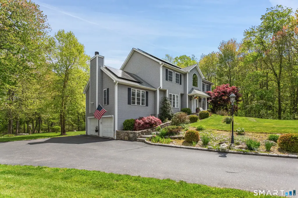 51 Milltown Road, Danbury
