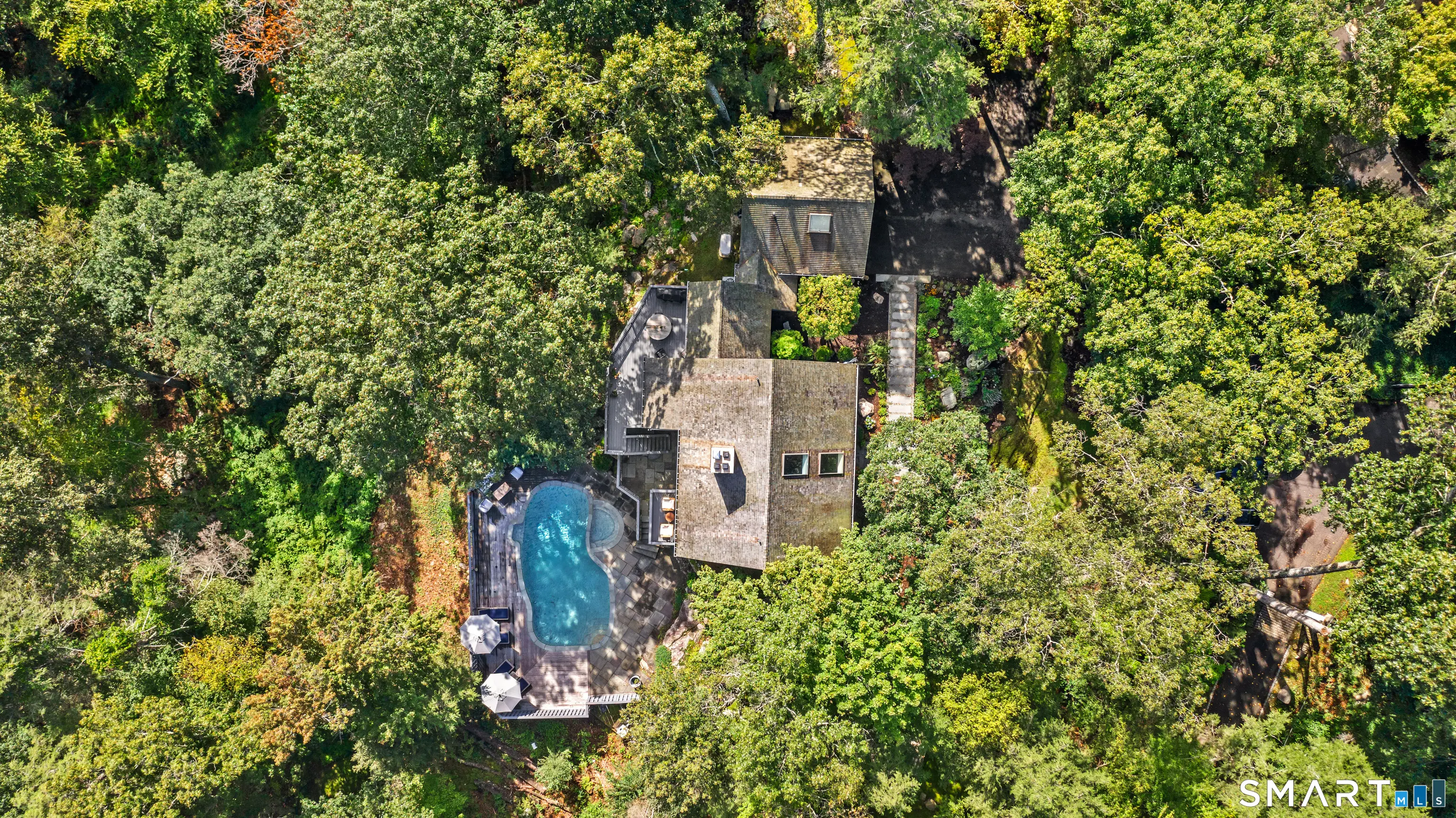 129 Davis Hill Road, Weston