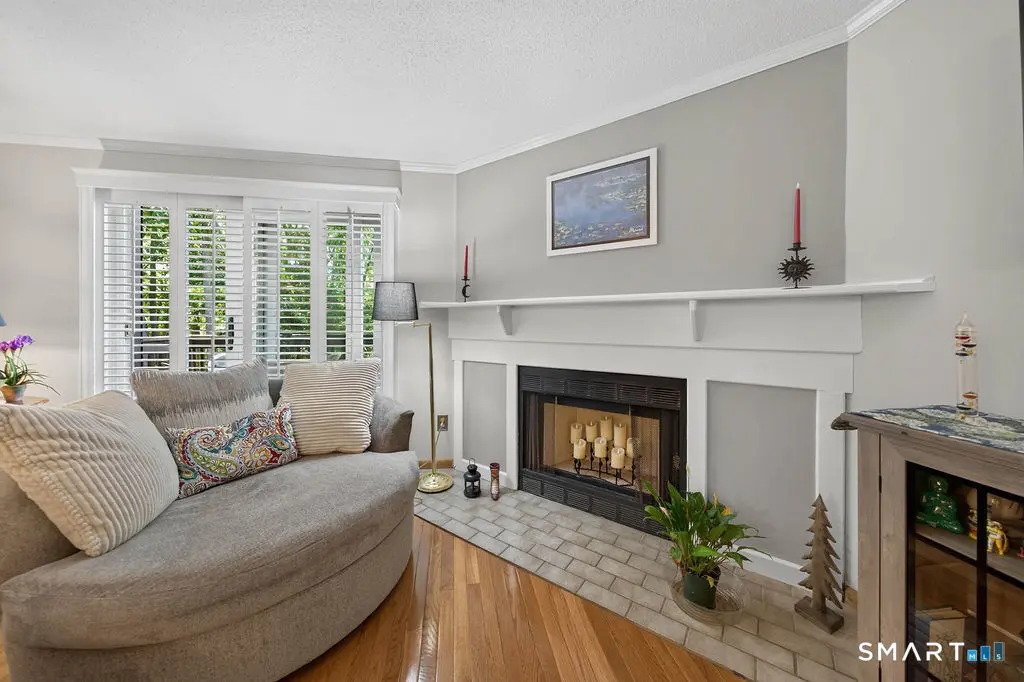 40 Foxon Hill Road L47, New Haven