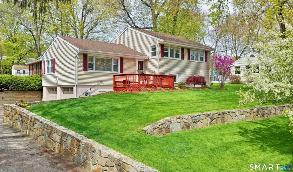 109 Sterling Road, Trumbull