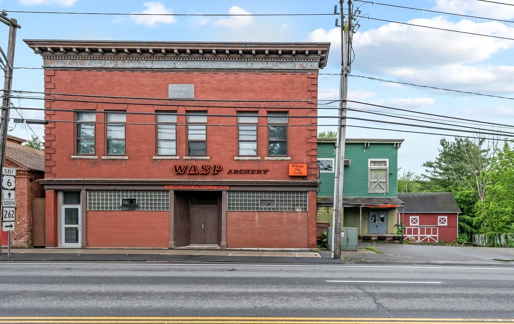 707 Main Street, Plymouth
