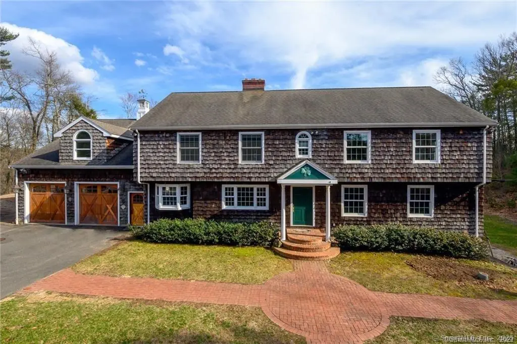 15 Sand Hill Road, Simsbury