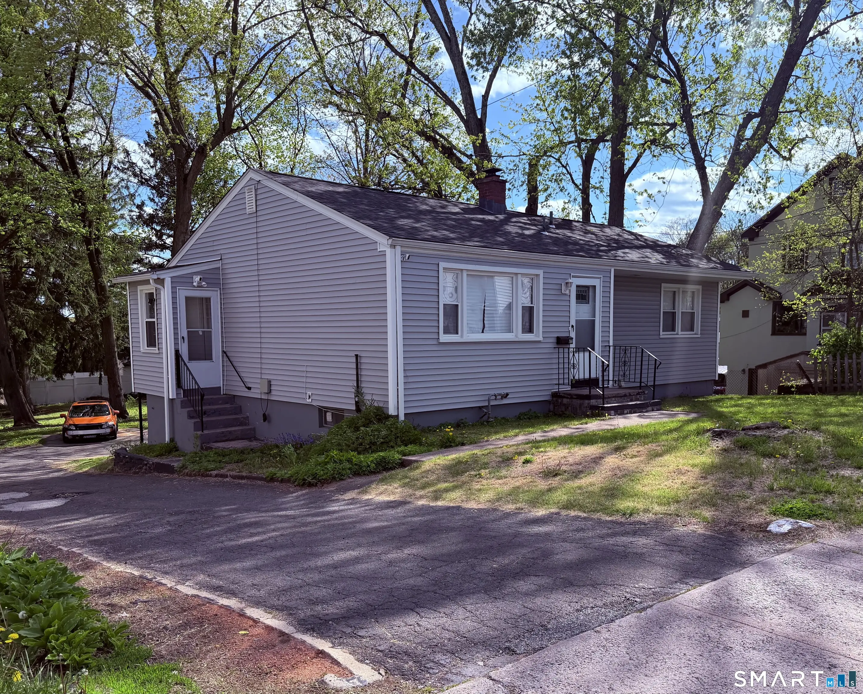 166 Woodin Street, Hamden