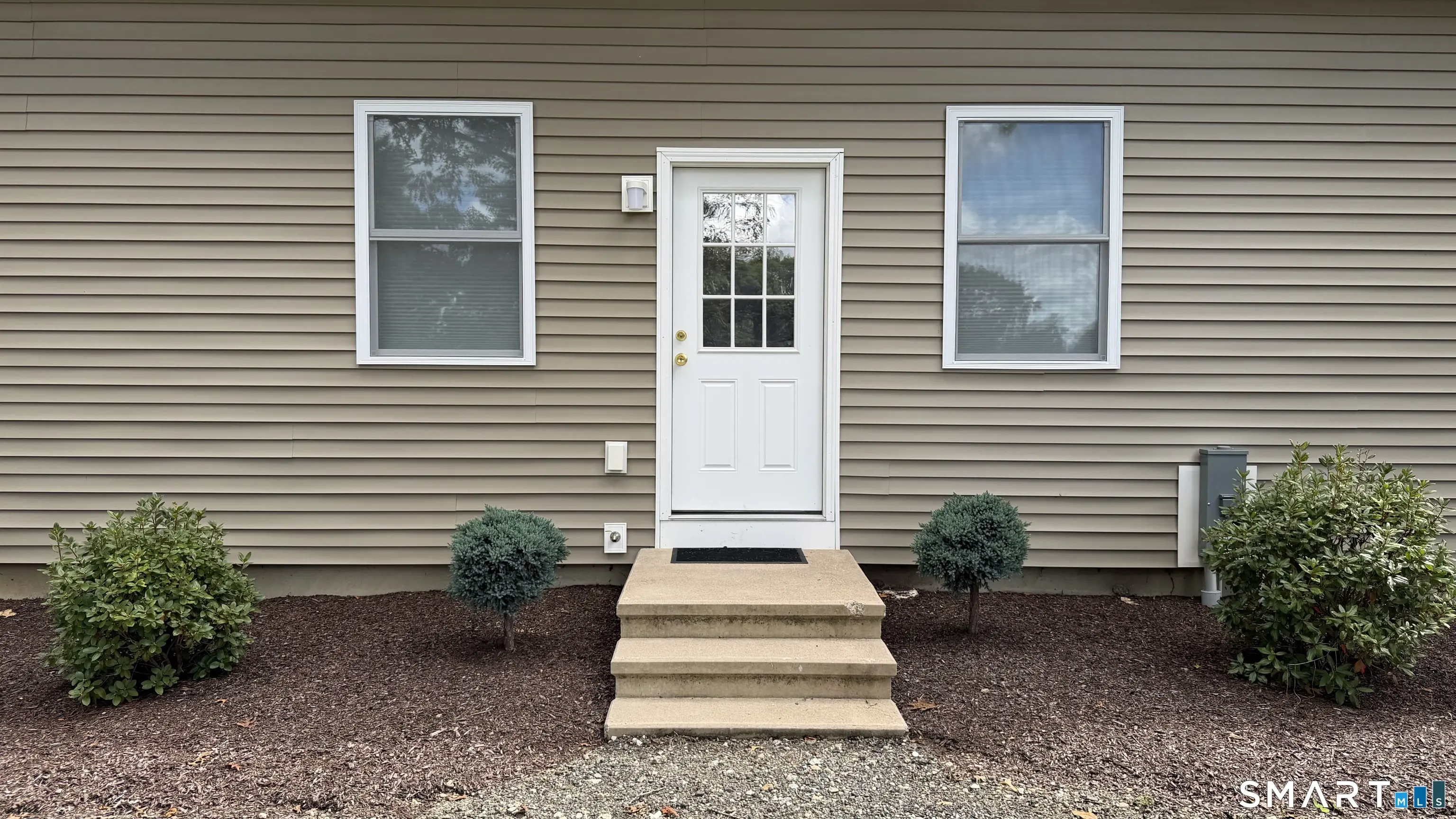 N/A, Monroe