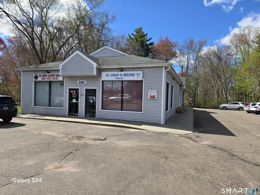 246 East Main Street 5, Clinton