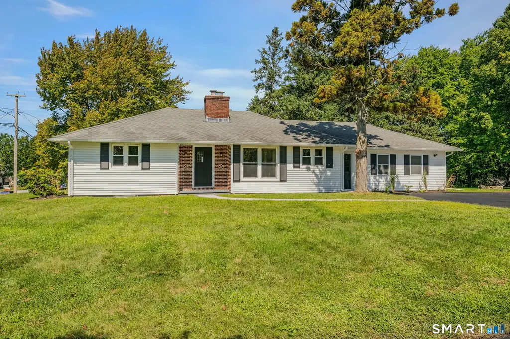 86 Pegasus Drive, Groton