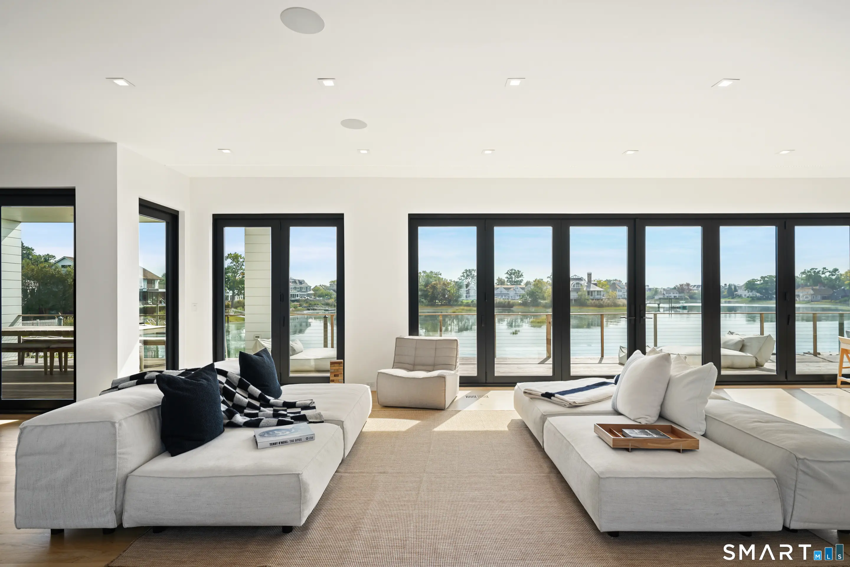 4 Little Cove Lane, Greenwich