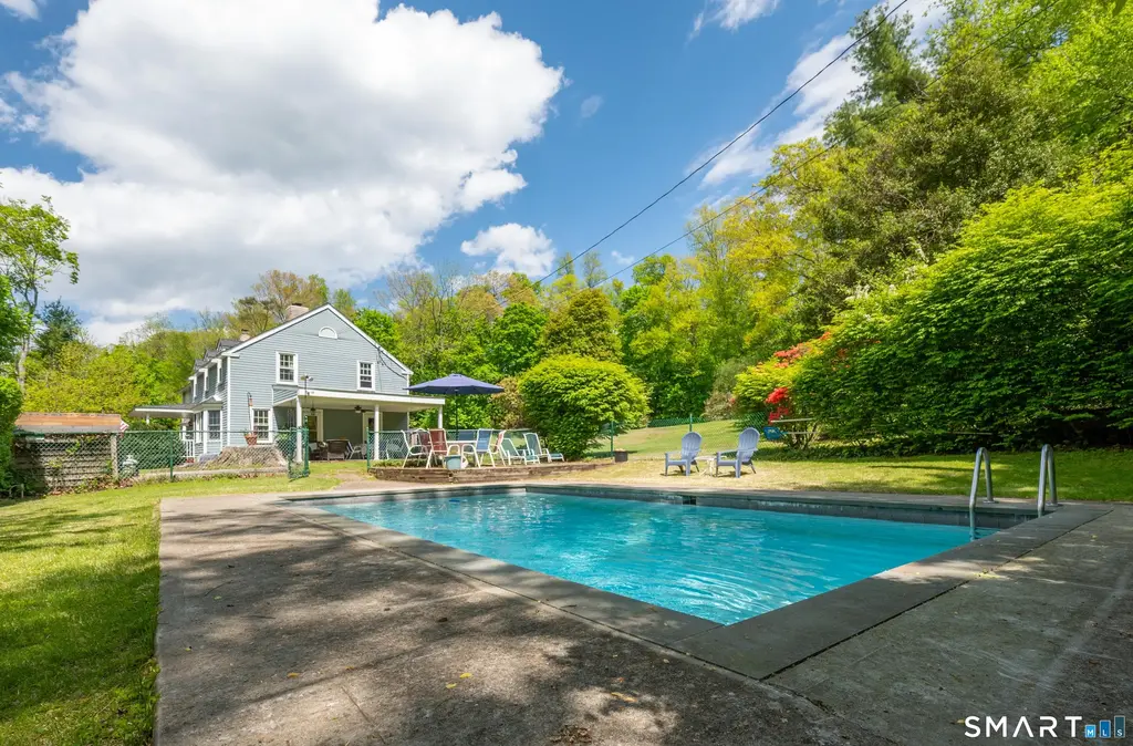 19 Junction Road, Brookfield