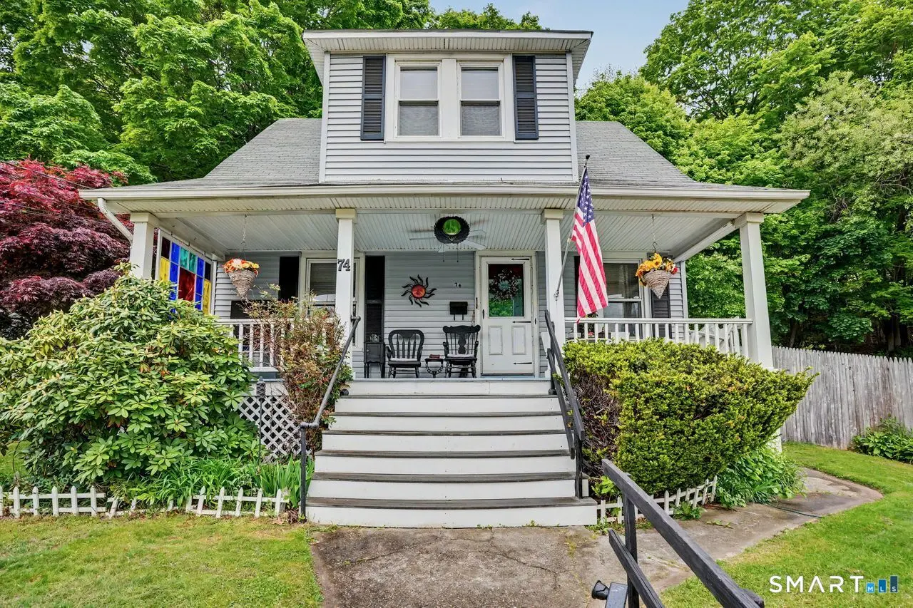 74 Maple Street, Seymour
