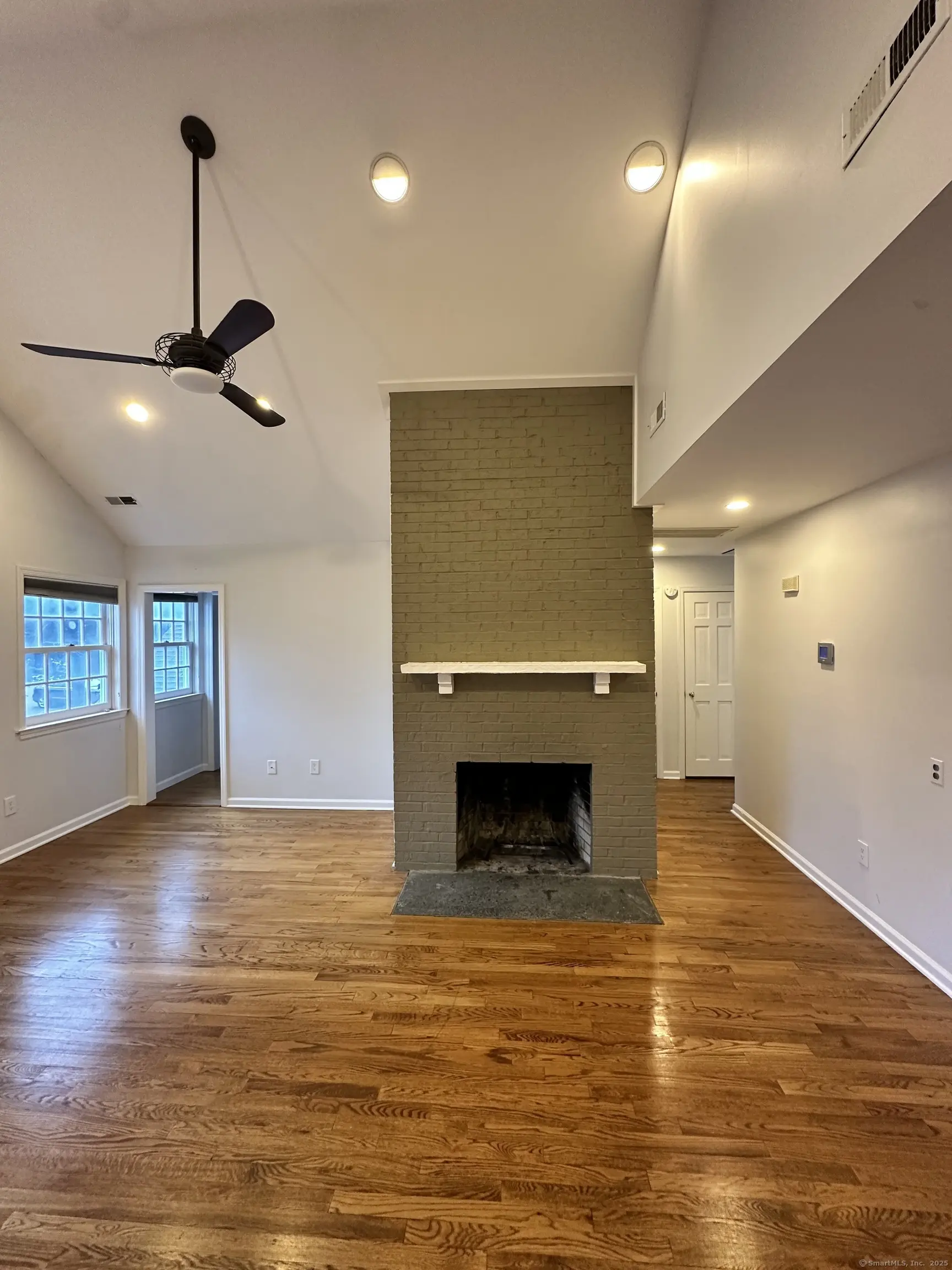 11 Pond Lane 11, Darien
