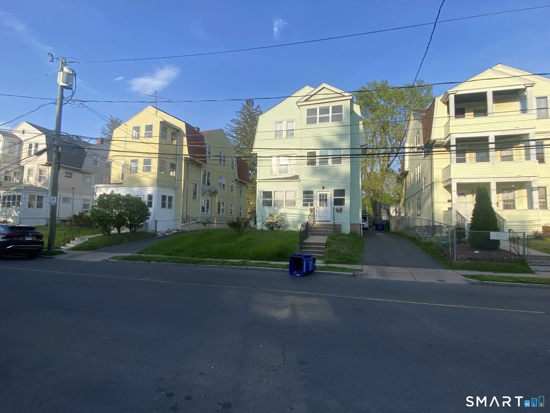452 Hillside Avenue, Hartford