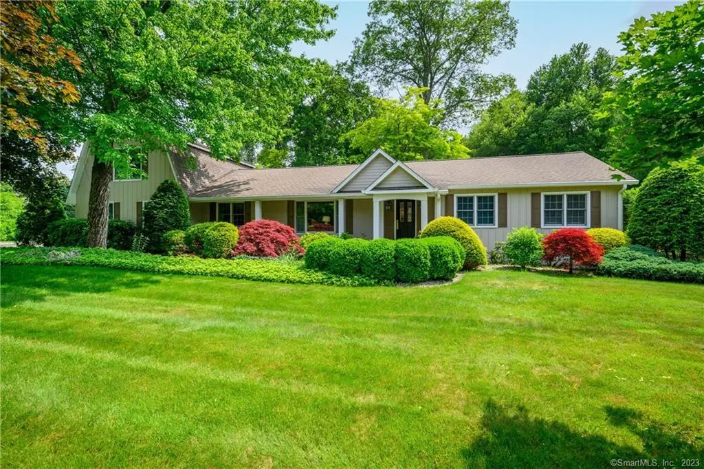 23 Richter Drive, Danbury