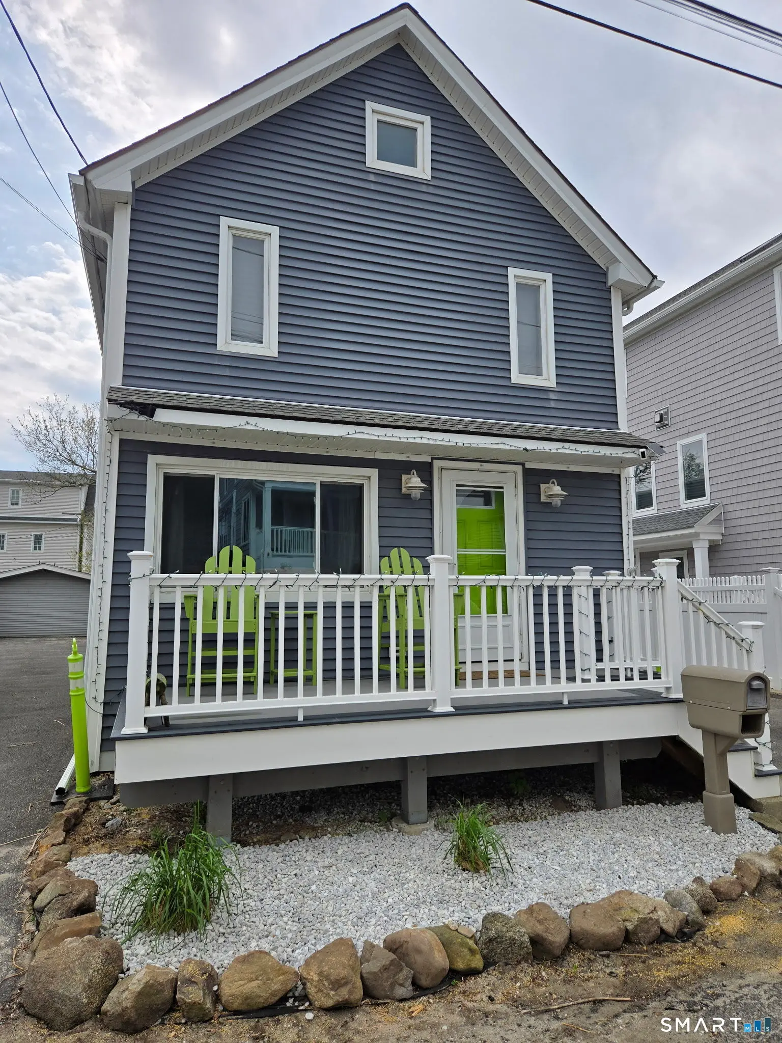 11 Waterbury Avenue, Milford