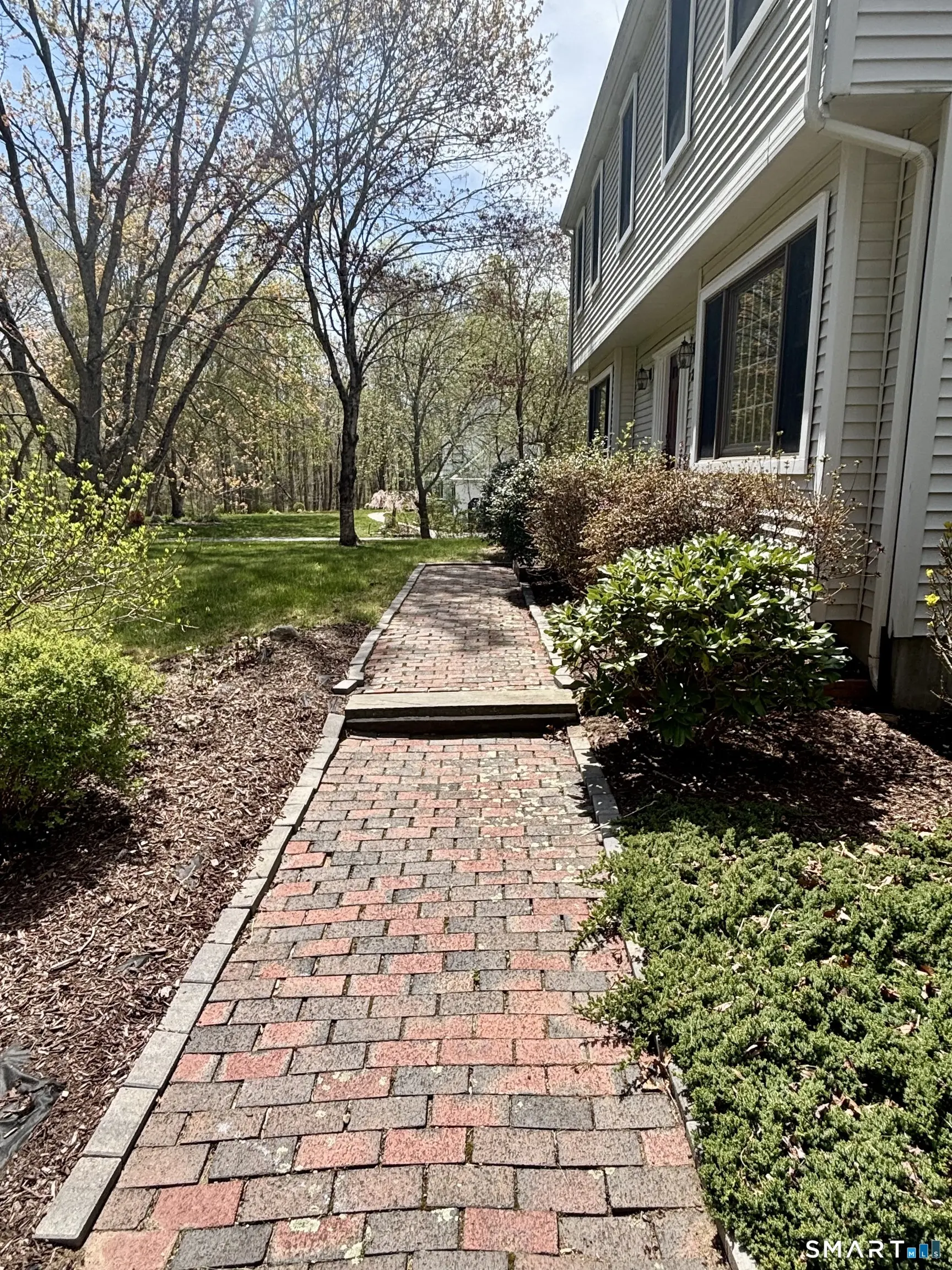 270 North Bride Brook Road, East Lyme