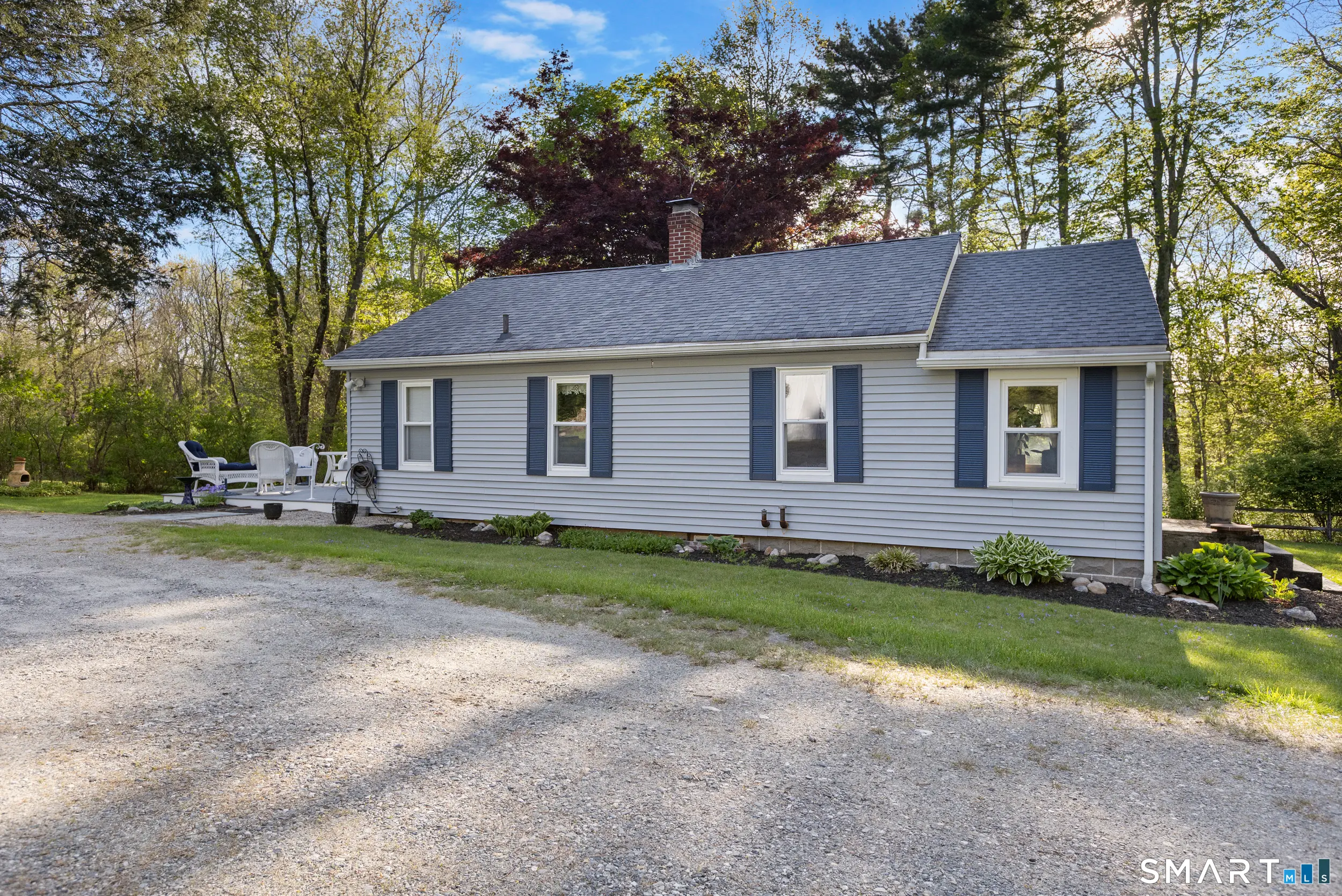 99 Halls Hill Road, Killingly