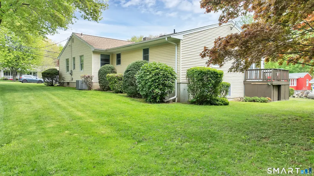 240 Cedarhurst Lane, Milford