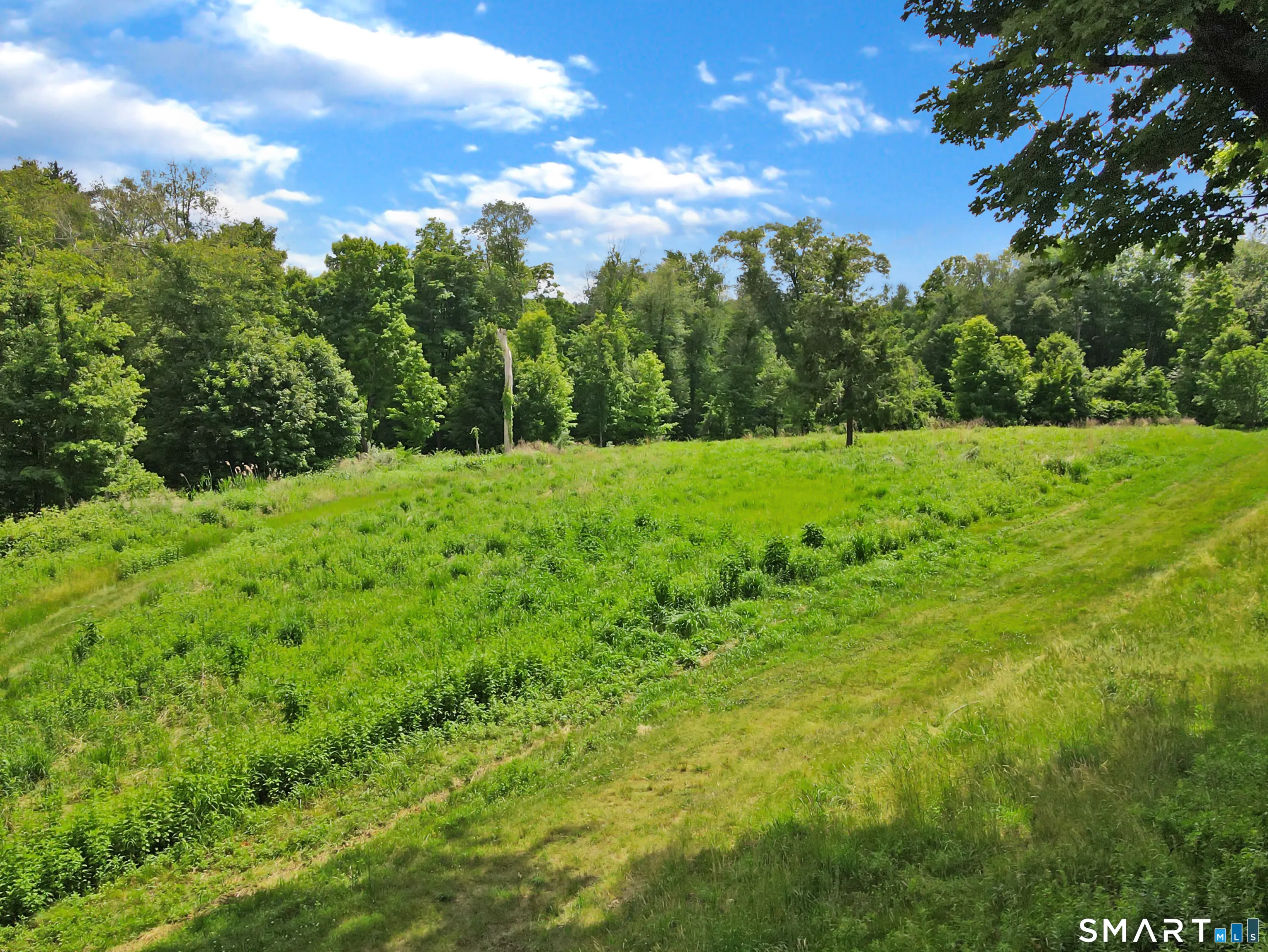 67 Holmes Road, Pomfret