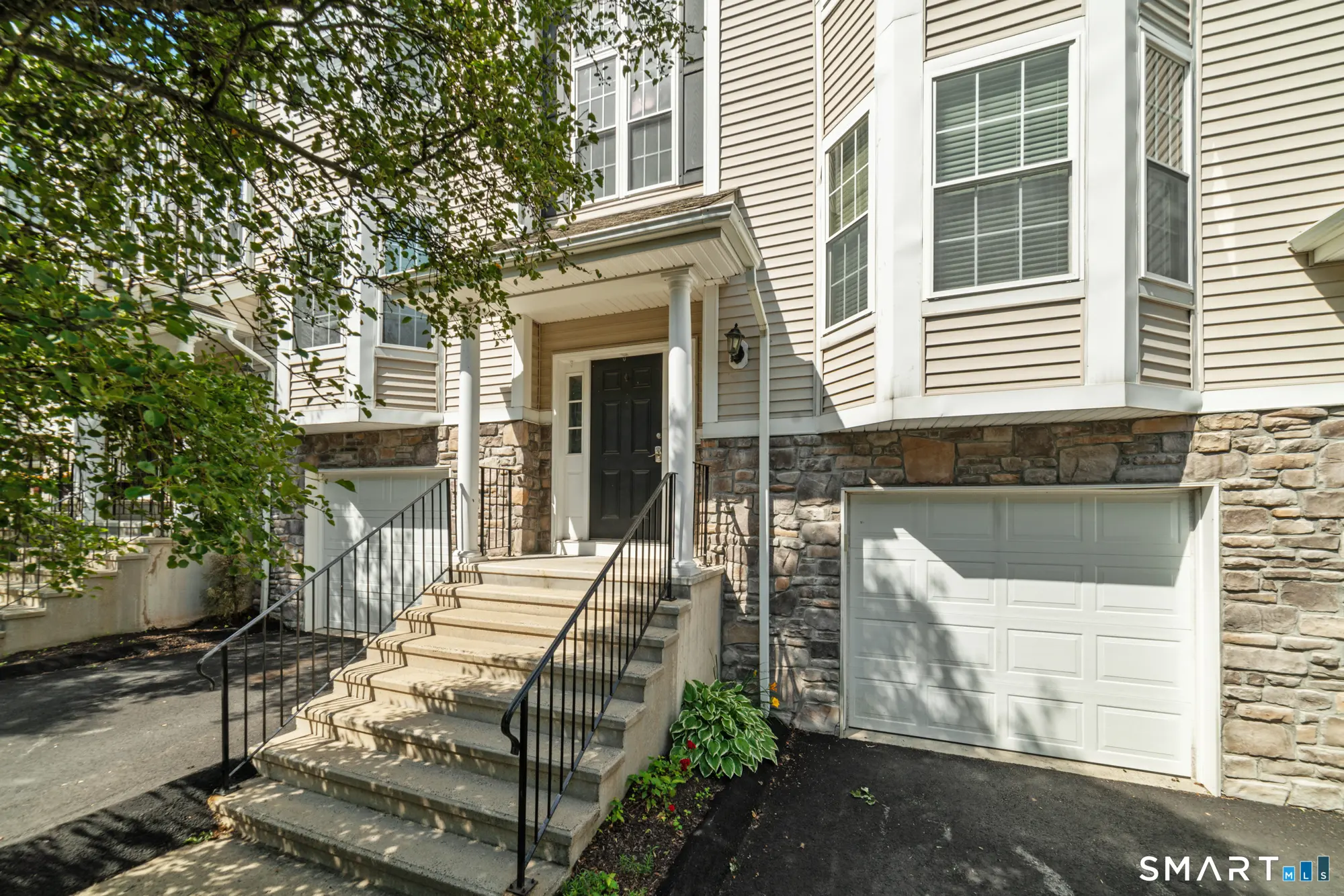 805 Sienna Drive 805, Danbury