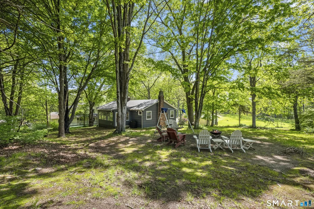 121 River Road, Preston