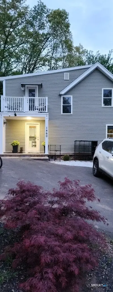 1460 Mount Carmel Avenue, Hamden