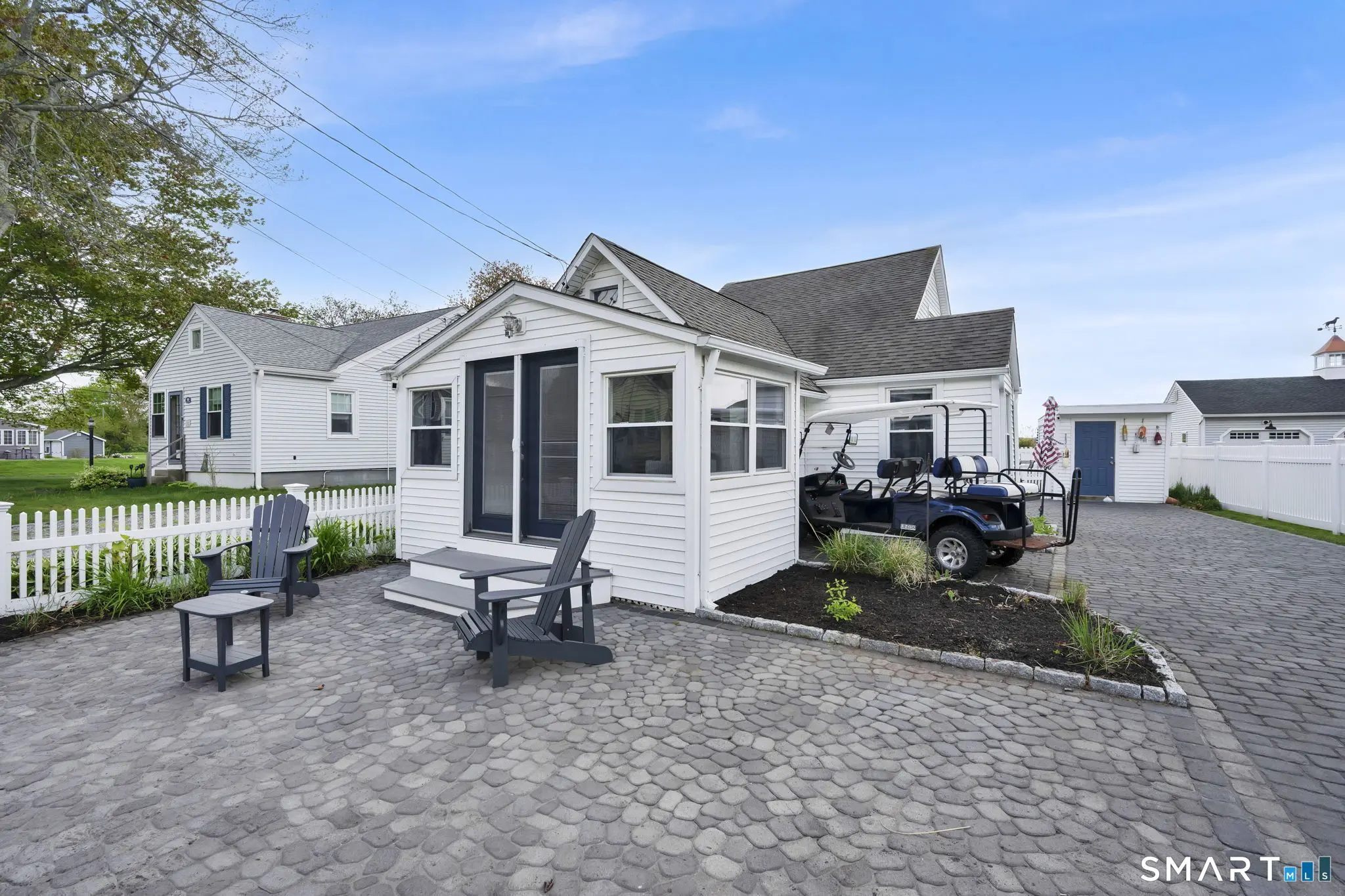 96 Chalker Beach Road, Old Saybrook